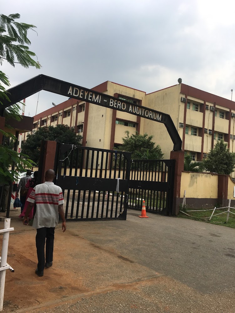 Adeyemi Bero Auditorium photo 3